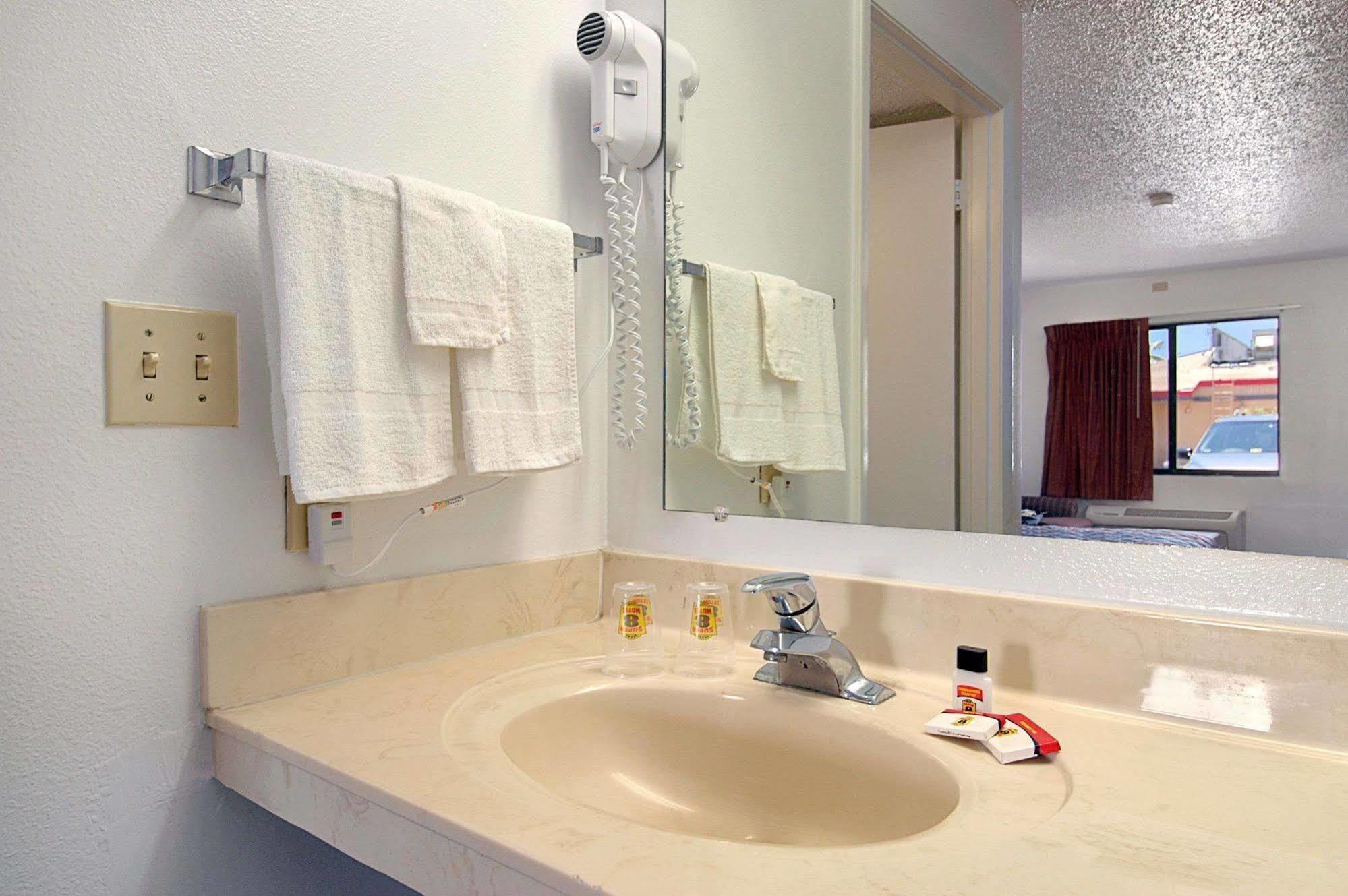 Super 8 By Wyndham Riviera Beach West Palm Beach Zewnętrze zdjęcie